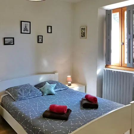 Le Treil Holiday home *