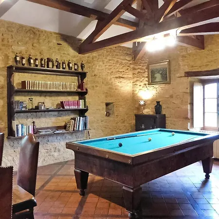 Le Treil Holiday home *